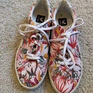 Veja pink flower print leather sneakers